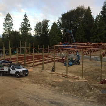 Pilchuck Construction - Setting trusses for 20,000sf riding arena in Snohomish - General Contractors Near Me - Snohomish, Washington Pilchuck Construction - Setting trusses for 20,000sf riding arena in Snohomish - General Contractors Near Me - Snohomish, Washington
