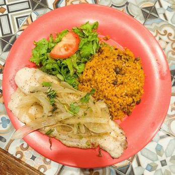 Deaverdura - White fish, house salad and rice - Puerto Rican Near Me - San Juan, Puerto Rico