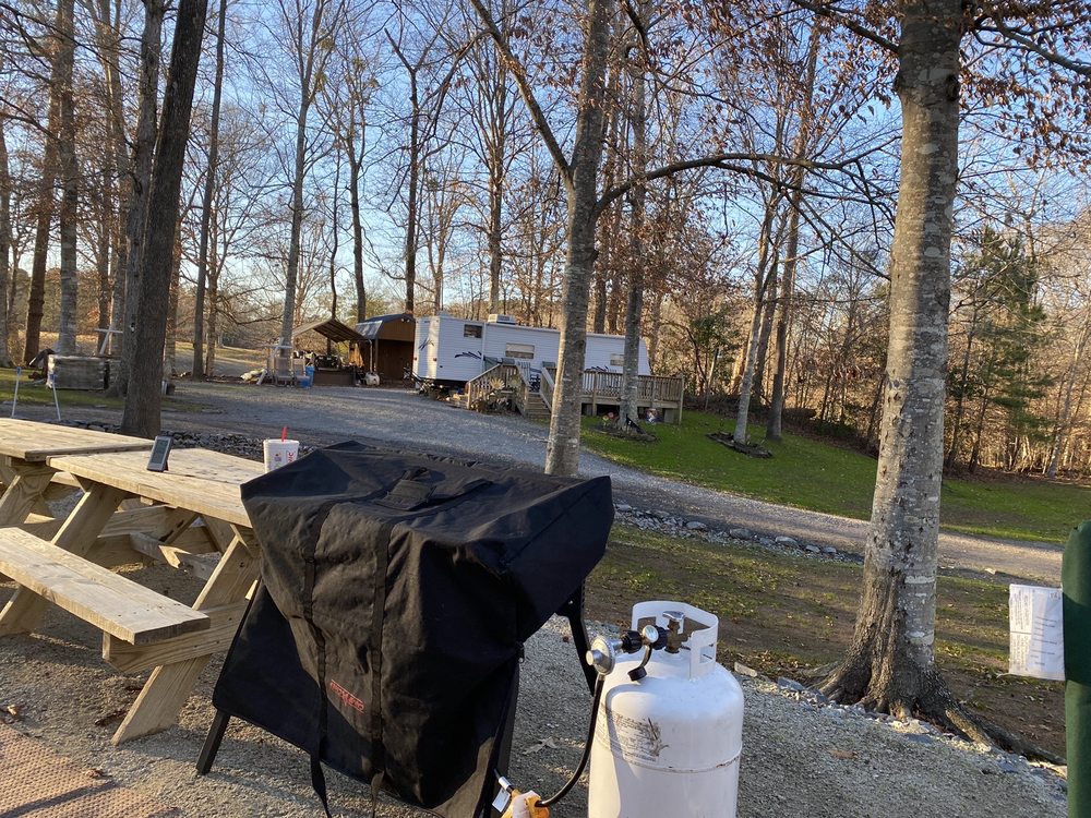 TURKEY QUARTER CAMPGROUND & RV PARK 163 Kirby Ln, Cove City, North