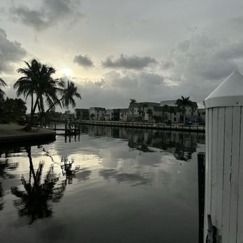 Gramma Dot's - This perfect view to enjoy while eating. Stunning and amazing. - Seafood Near Me - Sanibel, Florida Gramma Dot's - This perfect view to enjoy while eating. Stunning and amazing. - Seafood Near Me - Sanibel, Florida