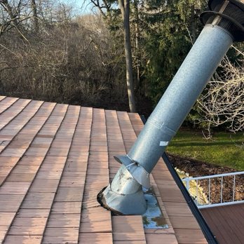 Lindemann Chimney Heating & Cooling - Damaged pieces - Chimney Sweeps Near Me - Lake Bluff, Illinois Lindemann Chimney Heating & Cooling - Damaged pieces - Chimney Sweeps Near Me - Lake Bluff, Illinois