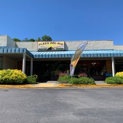Plaza Del Sol - Front entrance