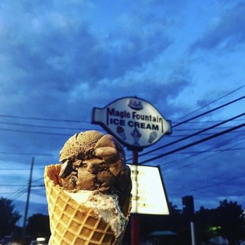 Magic Fountain - Ice Cream & Frozen Yogurt Near Me - Mattituck, New York