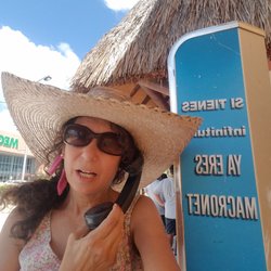 Consultorio Dental Cozumel Dental Services - Goofing around and Cozumel right after having dental procedure :-)