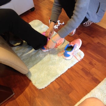 Aquatica Nails - My friend wore runners and the lady took extra care helping so she wouldn't chip her nails! - Nail Salons Near Me - San Francisco, California