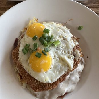 Pinecrest Diner - Mighty Moose with Country Fried Steak - Diners Near Me - San Francisco, California Pinecrest Diner - Mighty Moose with Country Fried Steak - Diners Near Me - San Francisco, California