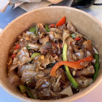 Holy Basil - Pad Kee Mao - Thai Near Me - Los Angeles, California Holy Basil - Pad Kee Mao - Thai Near Me - Los Angeles, California
