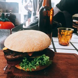Velvet Burger