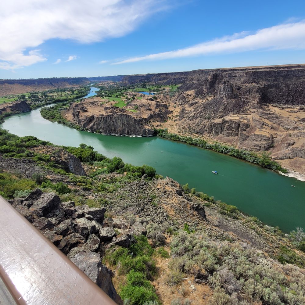 Twin Falls Visitor Center - View of Snake River from the Twin Falls VC. - Historical Tours Near Me - Twin Falls, Idaho Twin Falls Visitor Center - View of Snake River from the Twin Falls VC. - Historical Tours Near Me - Twin Falls, Idaho