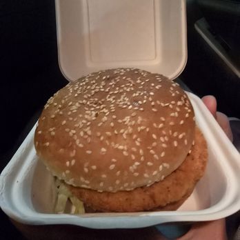 Bella Chicken and Burger - Sandwiches - Spicy Chicken Sandwich - Chicken Shop Near Me - Suffern, New York