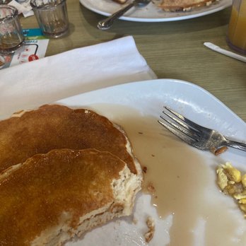 Jimmy's Egg - pancake combo and a chicken and waffles - Diners Near Me - Duncan, Oklahoma