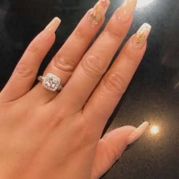 Vivien Nails - Nail Salons Near Me - Katy, Texas