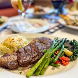 Gourmet Pie & Cafe - Rib Eye Steak, Veggies and Mashed Potatoes Valentines Special