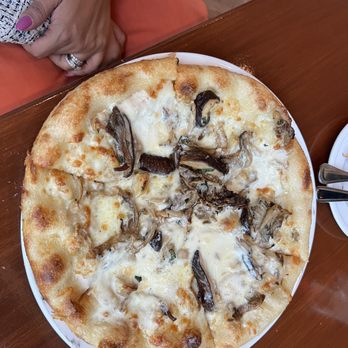 Chef Geoff's West End - Mushroom pizza - New American Near Me - Washington, DC, District of Columbia