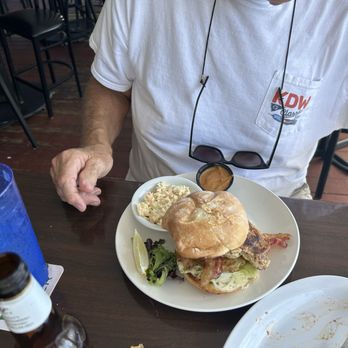 Shrimpys Blues Bistro - Burger - Seafood Near Me - St Pete Beach, Florida