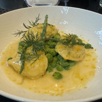 Henne. - Wine Bars Near Me - Cologne, NW