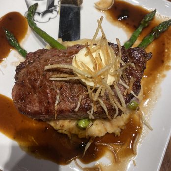 Guy Fieri's Branson Kitchen + Bar - Ny strip - Bars Near Me - Branson, Missouri