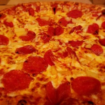 Toppers Pizza - Two topping pepperoni pineapple pizza - Pizza Near Me - Rochester, Minnesota Toppers Pizza - Two topping pepperoni pineapple pizza - Pizza Near Me - Rochester, Minnesota
