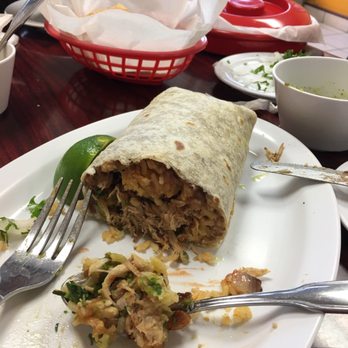 El Comal - Chicken burrito - Mexican Near Me - Los Angeles, California El Comal - Chicken burrito - Mexican Near Me - Los Angeles, California