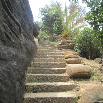 Barrenjoey Lighthouse - Steps - Landmarks & Historical Buildings Near Me