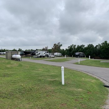 Pecan Grove RV Resort - RV Parks Near Me - Chickasha, Oklahoma Pecan Grove RV Resort - RV Parks Near Me - Chickasha, Oklahoma