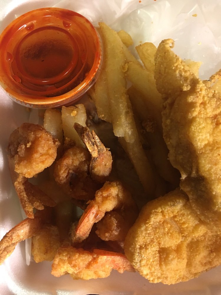 J & J FISH & CHICKEN 30 Photos & 16 Reviews Seafood 1400 E 47th