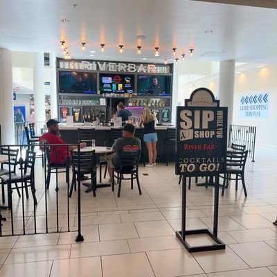 Riverwalk Outlets by null