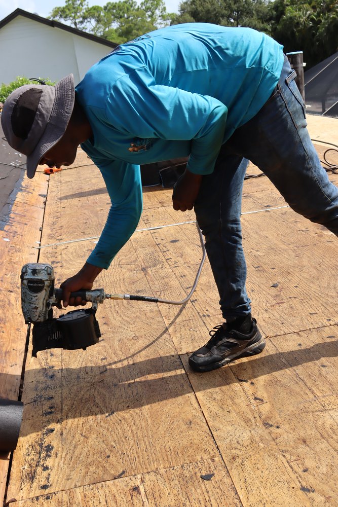 Slide of A1 Pro Roofing