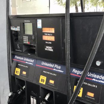 Raceway - gas pumps at a gas station - Convenience Stores Near Me - Hampton, Virginia Raceway - gas pumps at a gas station - Convenience Stores Near Me - Hampton, Virginia