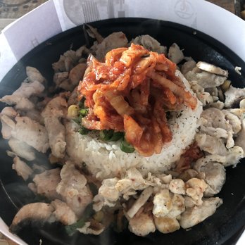 Sizzling Lunch - Rice with chicken, comes with corn, a few mushrooms, and green onions, added kimchi for $1 - Teppanyaki Near Me - Fremont, California Sizzling Lunch - Rice with chicken, comes with corn, a few mushrooms, and green onions, added kimchi for $1 - Teppanyaki Near Me - Fremont, California