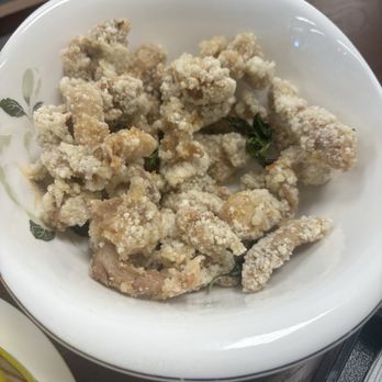 New Hong Kong - Taiwanese Popcorn Chicken- already dug into. Crispy good with 5 spice aroma. - Chinese Near Me - Merced, California New Hong Kong - Taiwanese Popcorn Chicken- already dug into. Crispy good with 5 spice aroma. - Chinese Near Me - Merced, California