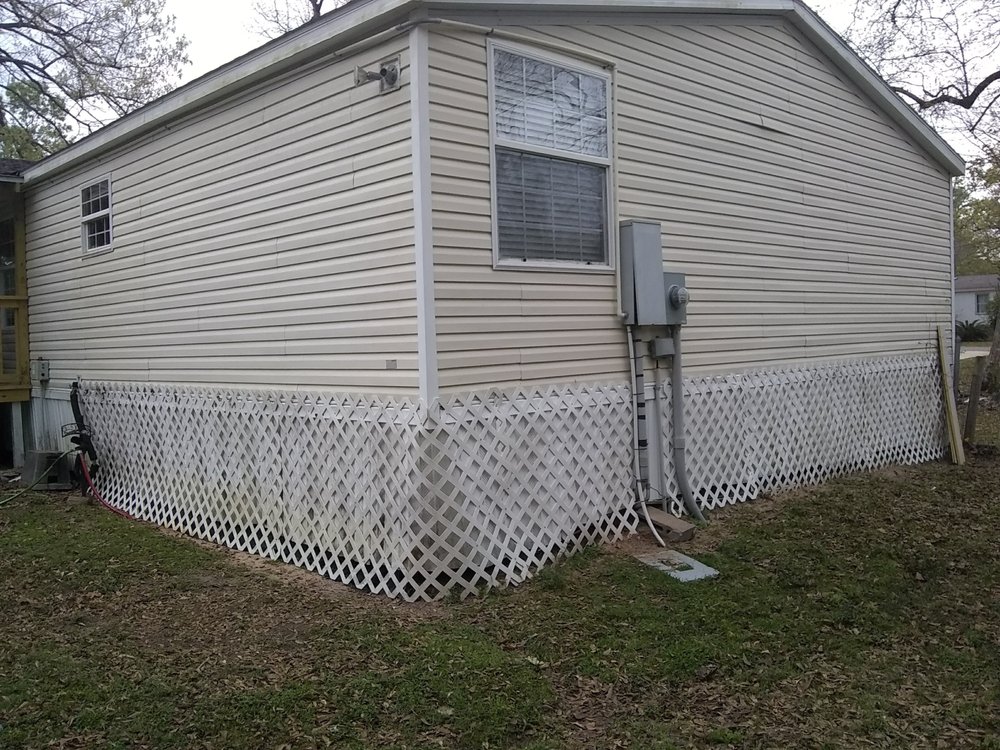 Slide of Brads mobile home repair