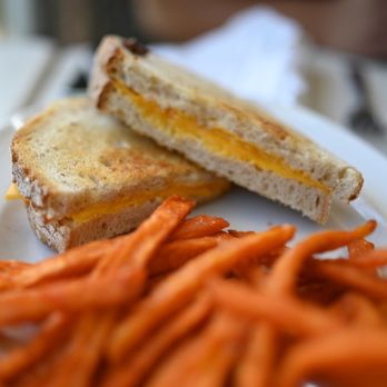 The Counter Mountain View - Grilled Cheese with sweet potato fries - Burgers Near Me - Mountain View, California