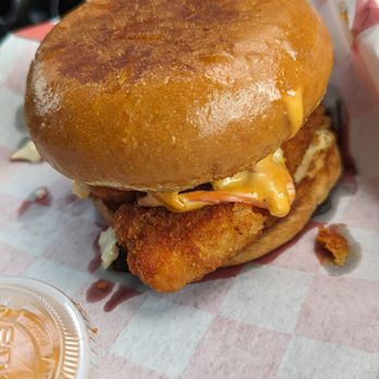 JJs Cluckin Firebird - Chicken Sandwich - Chicken Shop Near Me - Bellwood, Illinois