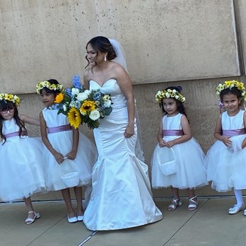 Jardin del Eden - Bridal bouquet - Florists Near Me