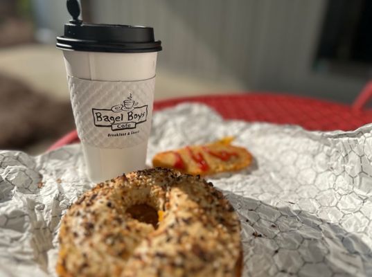 Bagel Boys Cafe - Perimeter by null