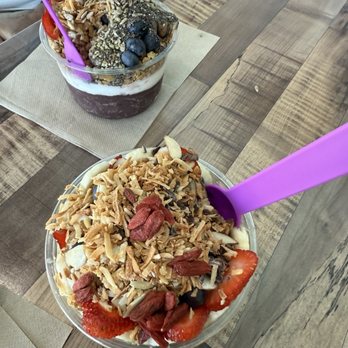 Humbowl Juice Bar - Açaí Bowls - Juice Bars & Smoothies Near Me - Murrieta, California