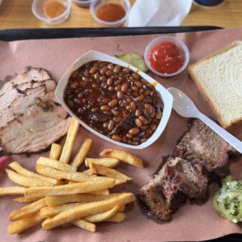Virginia BBQ - Sliced turkey and brisket platter - Burgers Near Me - Charlottesville, Virginia