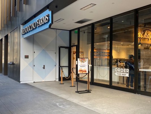 Mendocino Farms by null