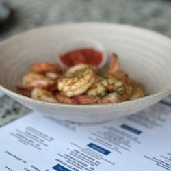 Tsunami Beach Bar and Grill - Pick in peel shrimp good