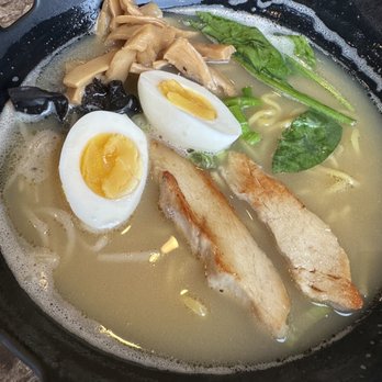 Akane Ramen - Creamy chicken ramen - Ramen Near Me - Woodinville, Washington Akane Ramen - Creamy chicken ramen - Ramen Near Me - Woodinville, Washington