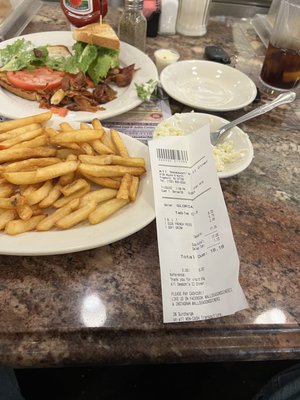 Four Seasons Diner by null