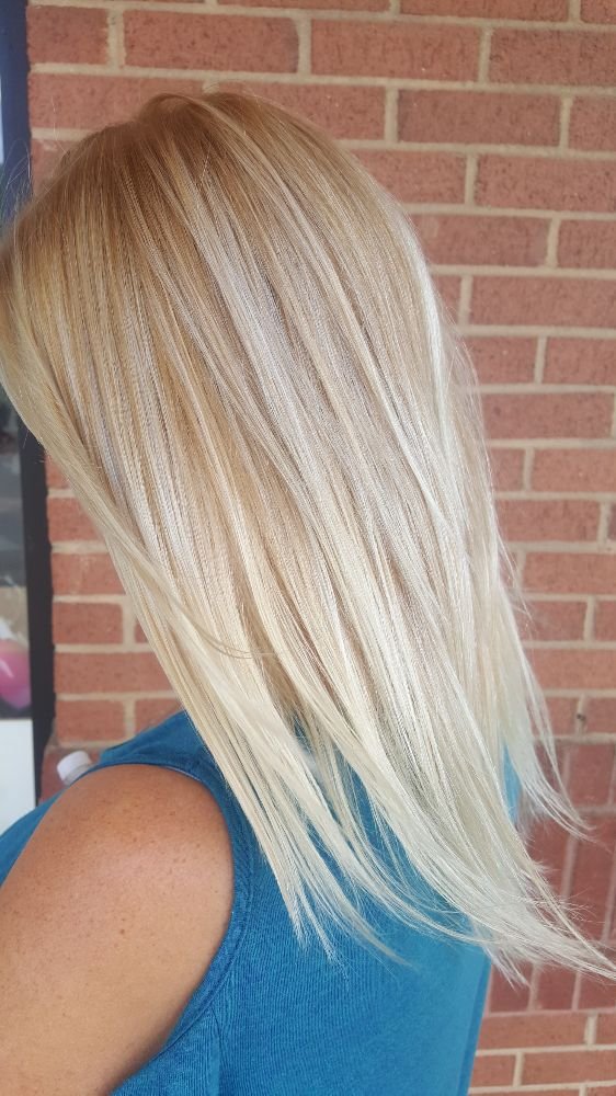 Hair By Felicia Logo