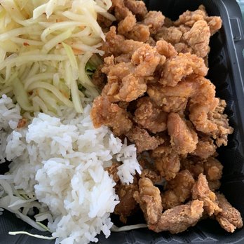 Thai Mee Up - Lemongrass chicken - Food Trucks Near Me - Kahului, Hawaii