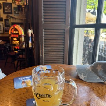 Cheers - American Near Me - Boston, Massachusetts