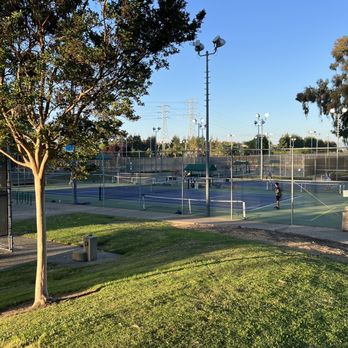 Las Palmas Park - Parks Near Me - Sunnyvale, California