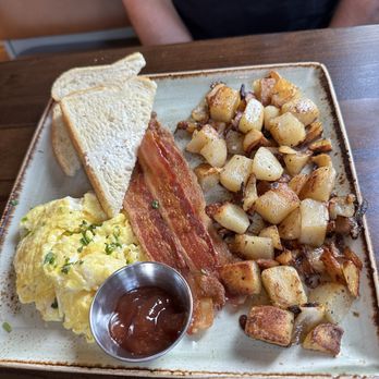 First Watch - Traditional breakfast eggs, bacon, potatoes and toast. - Breakfast & Brunch Near Me - Alpharetta, Georgia