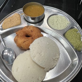 Madras Cafe - Idli-Vada Combo - Indian Near Me - Sunnyvale, California