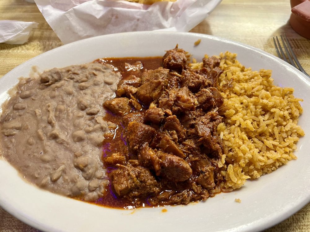 La Familia Restaurant