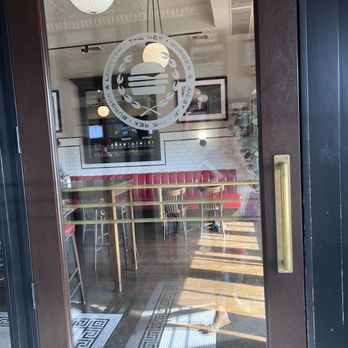 The Rex Burger & Lobster - American Near Me - Mineola, New York The Rex Burger & Lobster - American Near Me - Mineola, New York